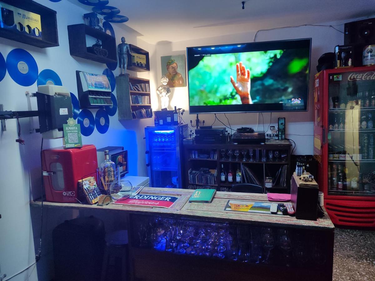 Casa Almarita - Hostal, Bar Y Restaurante Medellín Esterno foto