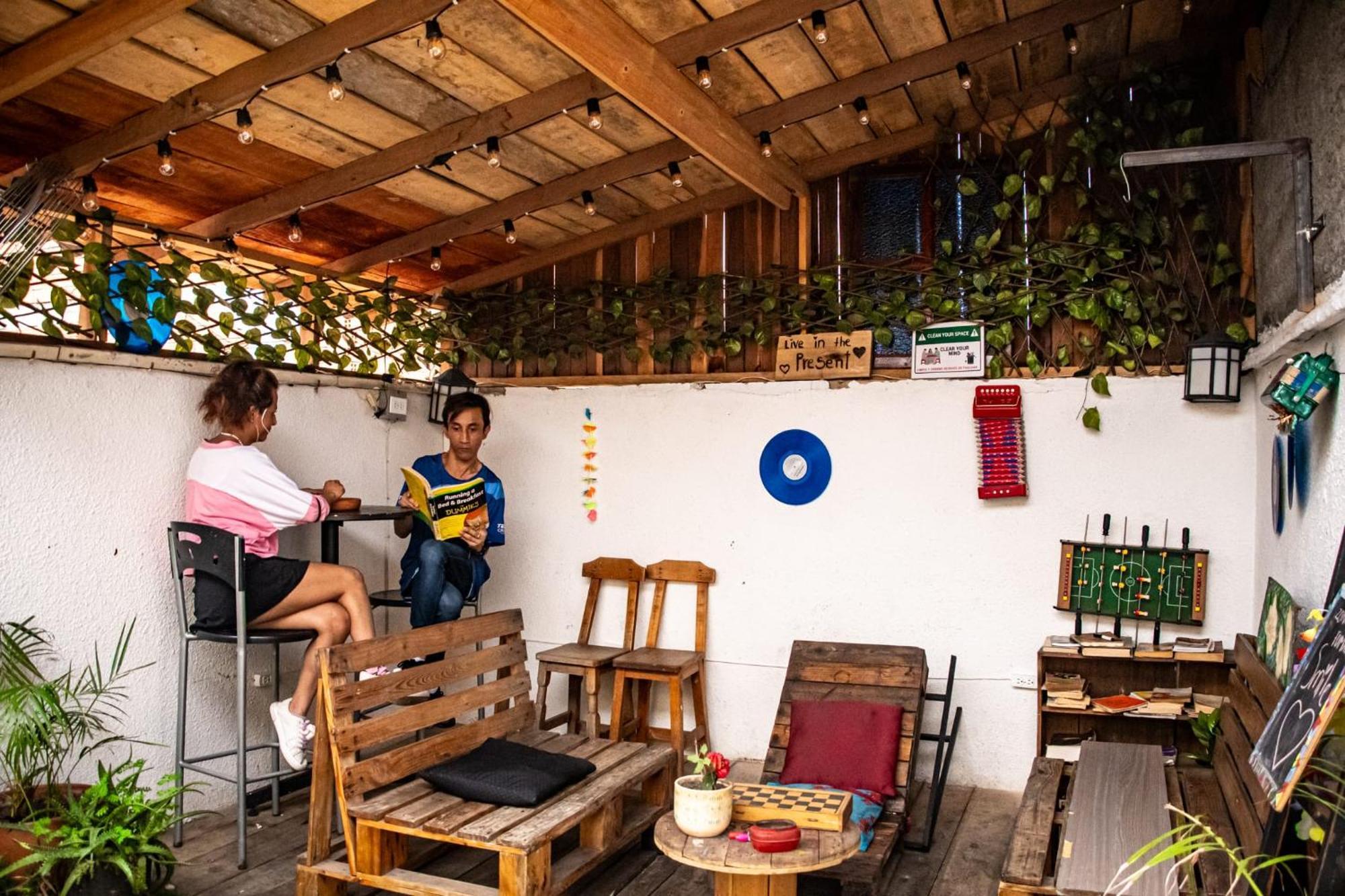 Casa Almarita - Hostal, Bar Y Restaurante Medellín Esterno foto